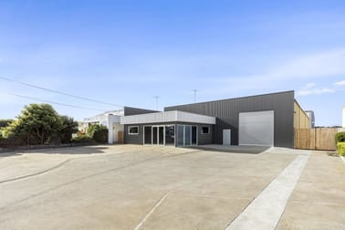 11 Crown Street/11 Crown Street South Geelong VIC 3220 - Image 3