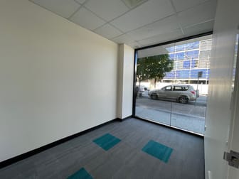 8/75 Wharf Street Tweed Heads NSW 2485 - Image 3
