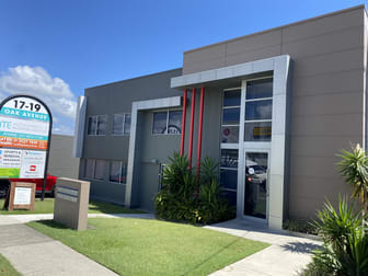 oak ave Miami QLD 4220 - Image 1