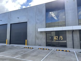 Unit 42/5 Scanlon Dr Epping VIC 3076 - Image 1