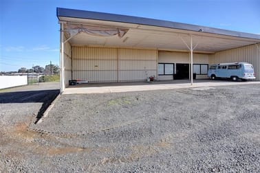 46 Parkes Rd Forbes NSW 2871 - Image 1