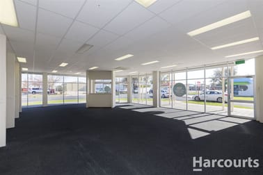 81 Hamilton Street Horsham VIC 3400 - Image 2