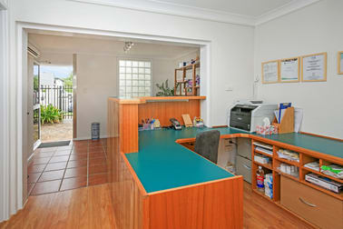 2/204-206 McLeod Street Cairns North QLD 4870 - Image 2