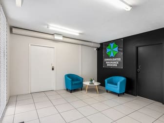 2/789 Kingsford Smith Drive Eagle Farm QLD 4009 - Image 2