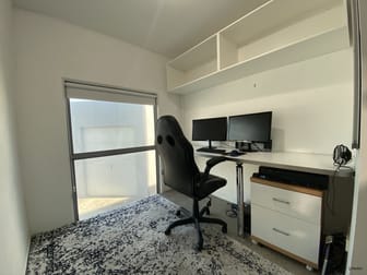 5/14 Fremantle Street Burleigh Heads QLD 4220 - Image 2