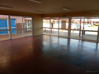 Shop 10/462 West Street Kearneys Spring QLD 4350 - Image 2