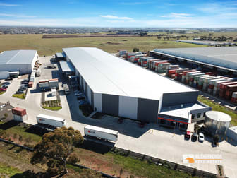 1/34-36 Banfield Court Truganina VIC 3029 - Image 1