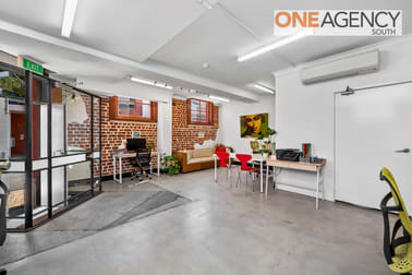 4/56 Pakenham Street Fremantle WA 6160 - Image 2