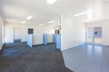 7 Coulson Way Canning Vale WA 6155 - Image 3