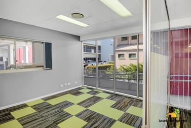 6/79 West Burleigh Road Burleigh Heads QLD 4220 - Image 2