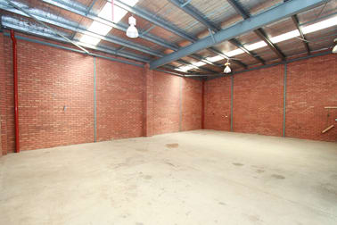 4/10 Collins Road Melton VIC 3337 - Image 3