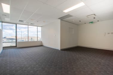 1.05/5 Celebration Drive Bella Vista NSW 2153 - Image 3