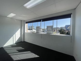 2/3 Elliot Street Albion QLD 4010 - Image 2