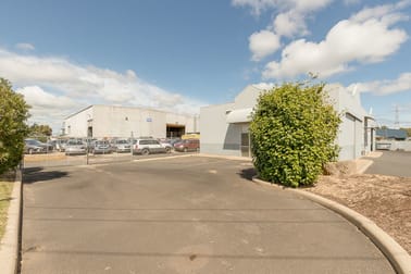 1/11 Harries Way Pinjarra WA 6208 - Image 2