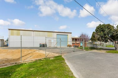 1/127 Victoria Street Eaglehawk VIC 3556 - Image 1
