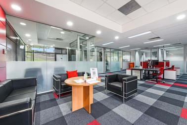 Suite 3/11 Gloucester Avenue Berwick VIC 3806 - Image 2