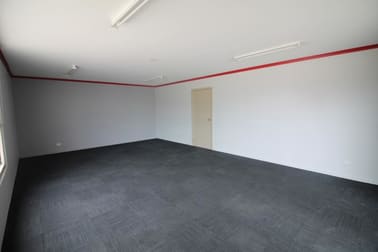 2/28 Corporate Terrace Pakenham VIC 3810 - Image 2