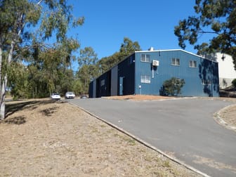 84 Hall Street Yamanto QLD 4305 - Image 2