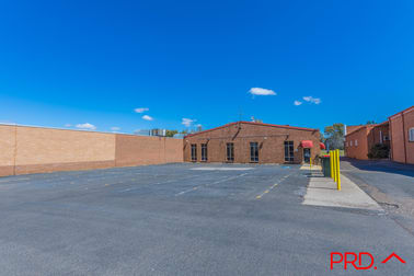2/172 Peel Street Tamworth NSW 2340 - Image 3