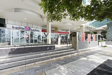 7/120 Marine Parade Coolangatta QLD 4225 - Image 2