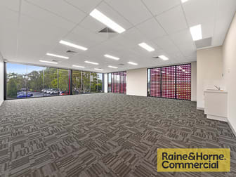 1/252 Earnshaw Road Northgate QLD 4013 - Image 1