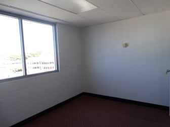 404/182 Bay Terrace Wynnum QLD 4178 - Image 3