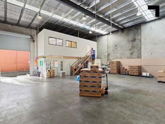 2/25-27 Hocking Street Coburg North VIC 3058 - Image 3