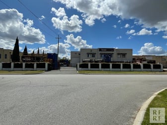 15 Boulder Road Malaga WA 6090 - Image 2