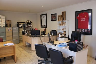 Unit 2/262 Wolseley Place Thomastown VIC 3074 - Image 3