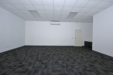 23/16 Charlton Court Woolner NT 0820 - Image 3