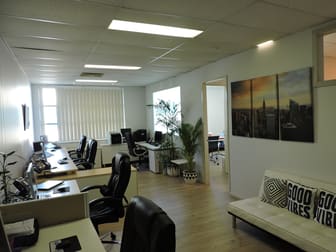 24/105A Vanessa Street Kingsgrove NSW 2208 - Image 2