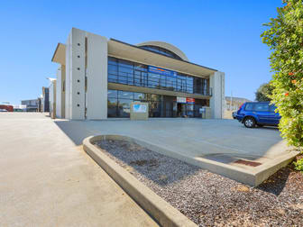 4/37 Howson Way Bibra Lake WA 6163 - Image 2