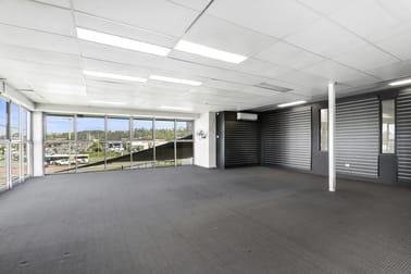 4A/14 Newcastle Street Burleigh Heads QLD 4220 - Image 2