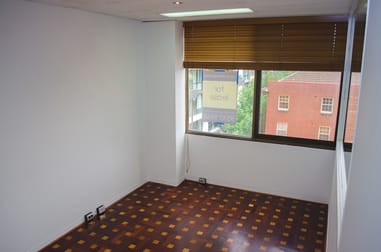 32/456 St Kilda rd Melbourne VIC 3004 - Image 3