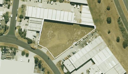8 Salinga Drive Tullamarine VIC 3043 - Image 1