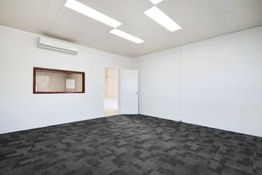 Unit 1/13 Emplacement Crescent Hamilton Hill WA 6163 - Image 3