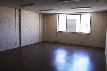 9/116 Main Street Pakenham VIC 3810 - Image 3
