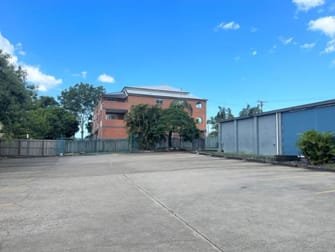 Click to view all images 4 Douglas Street (566 Logan Road) Greenslopes QLD 4120 - Image 3