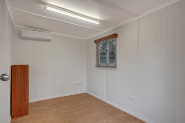 Suite 4/120 James Street South Toowoomba QLD 4350 - Image 3