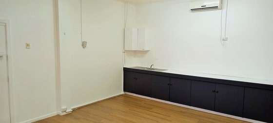 Shop 5 / 150 Bay Terrace Wynnum QLD 4178 - Image 2