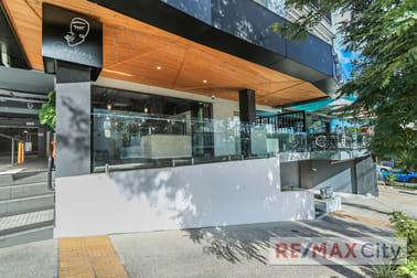 4 & 5/210 Oxford Street Bulimba QLD 4171 - Image 2