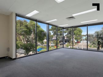 1/2 Garden Road Clayton VIC 3168 - Image 2