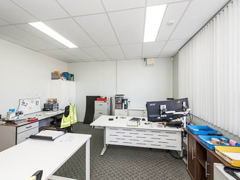 1,/9 Karratha Street Welshpool WA 6106 - Image 3