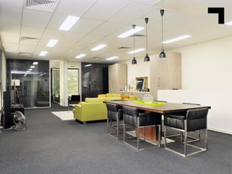 50 Lillee Crescent Tullamarine VIC 3043 - Image 2