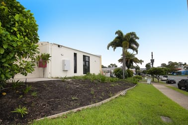 Shop 2/24 Rene Street Noosaville QLD 4566 - Image 3