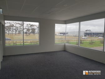 1/479 Dohertys Road Truganina VIC 3029 - Image 3