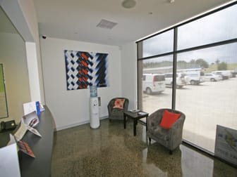 4/108 Mulcahy Road Pakenham VIC 3810 - Image 2