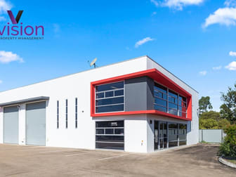1/6 Victory East Street Urangan QLD 4655 - Image 1