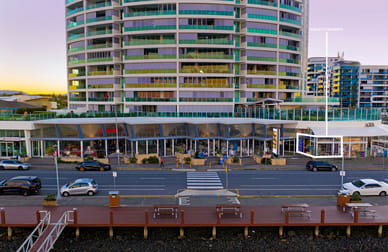 10/300 Marine Parade Labrador QLD 4215 - Image 3