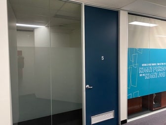 5/7 Bridge Street Werribee VIC 3030 - Image 2